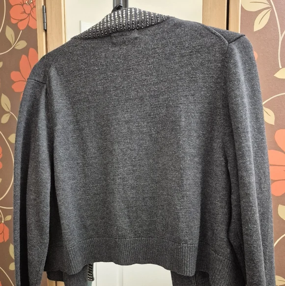 Cardigan - Picture 4 of 4